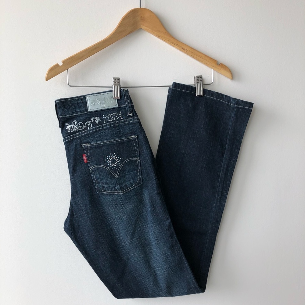 Levi’s Mid Rise Straight Leg Denim Jeans